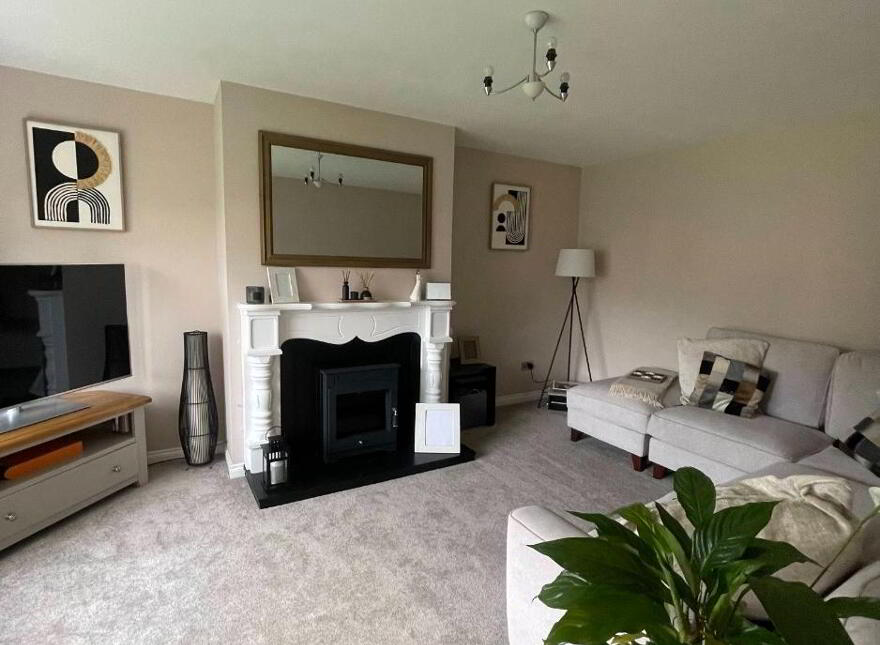 24 Meadowlands Avenue, Warrenpoint, Newry, BT34 3FY