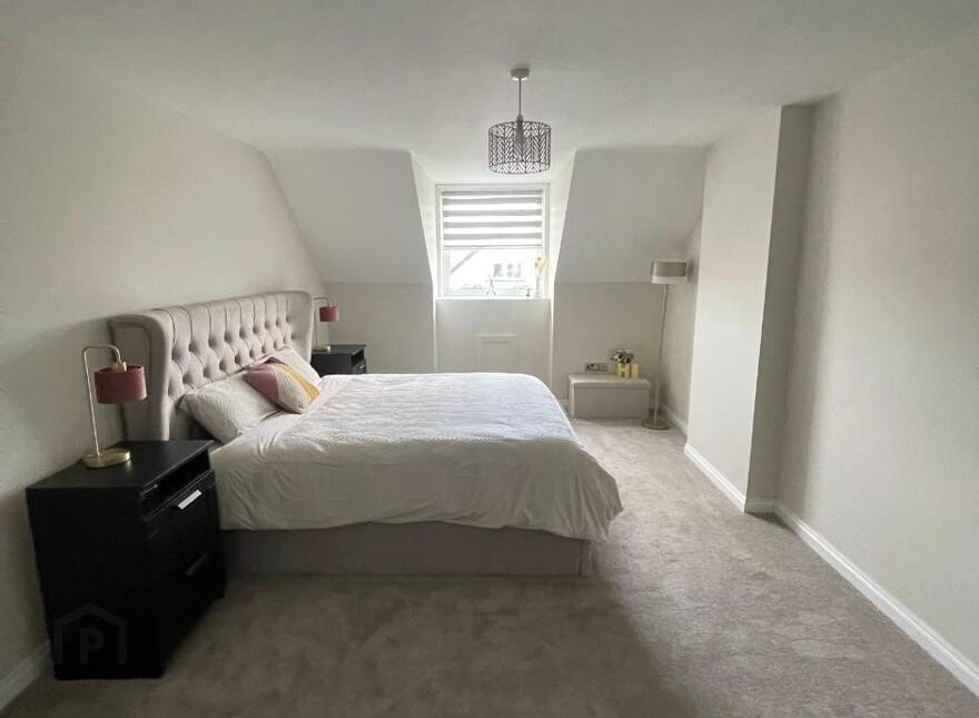 24 Meadowlands Avenue, Warrenpoint, Newry, BT34 3FY