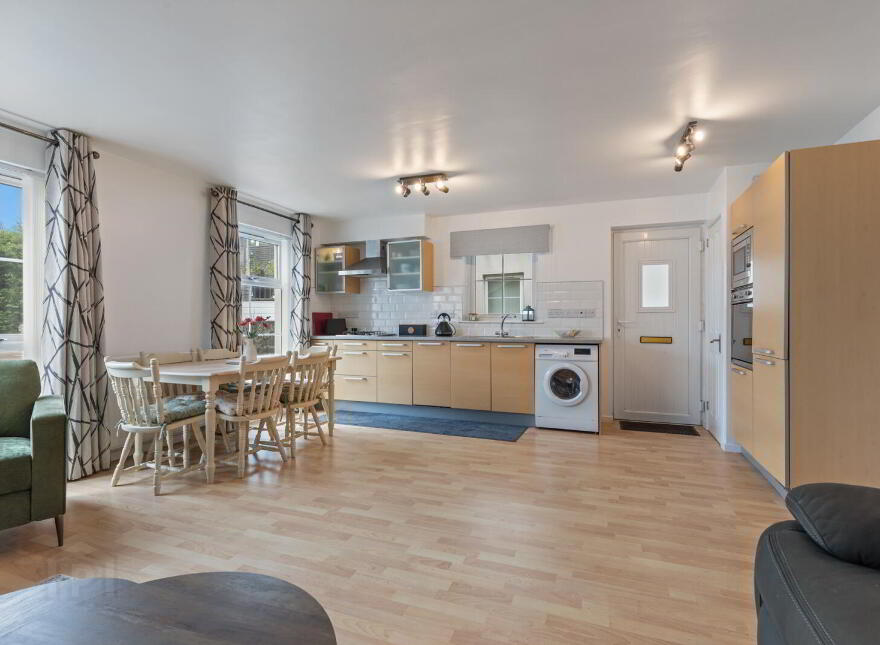 37 Millmount Lane, Dundonald, Belfast, BT16 1WN
