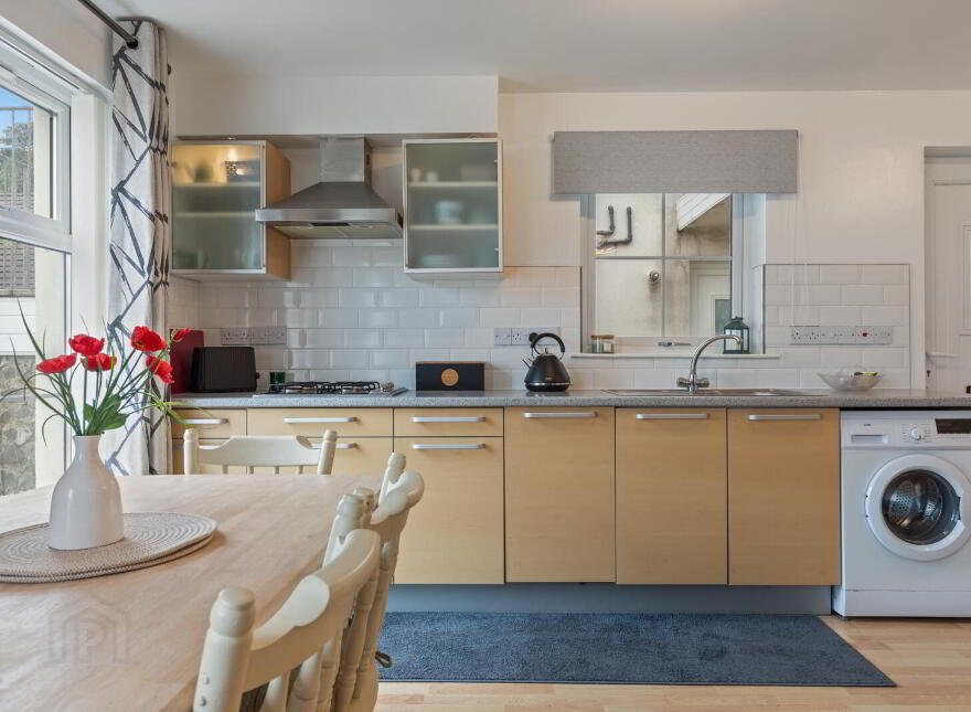 37 Millmount Lane, Dundonald, Belfast, BT16 1WN