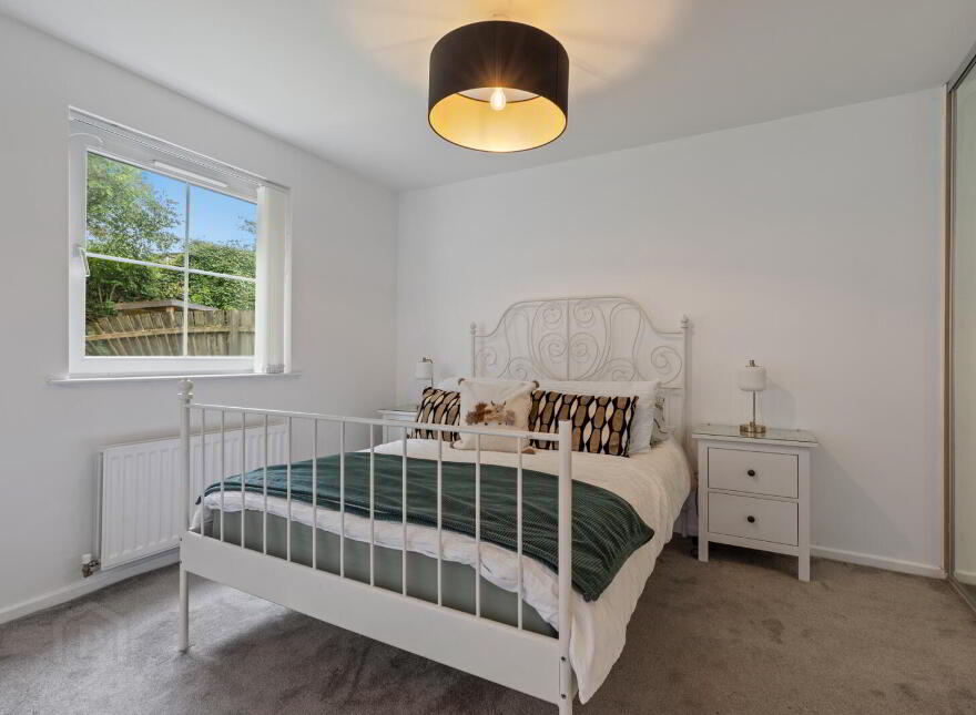 37 Millmount Lane, Dundonald, Belfast, BT16 1WN