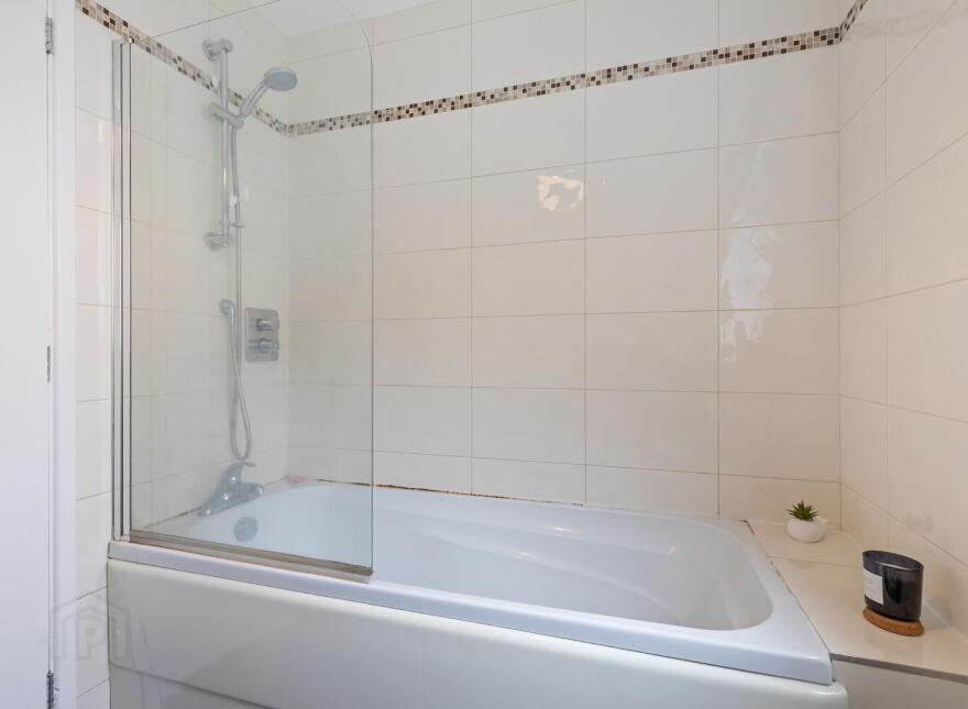 37 Millmount Lane, Dundonald, Belfast, BT16 1WN