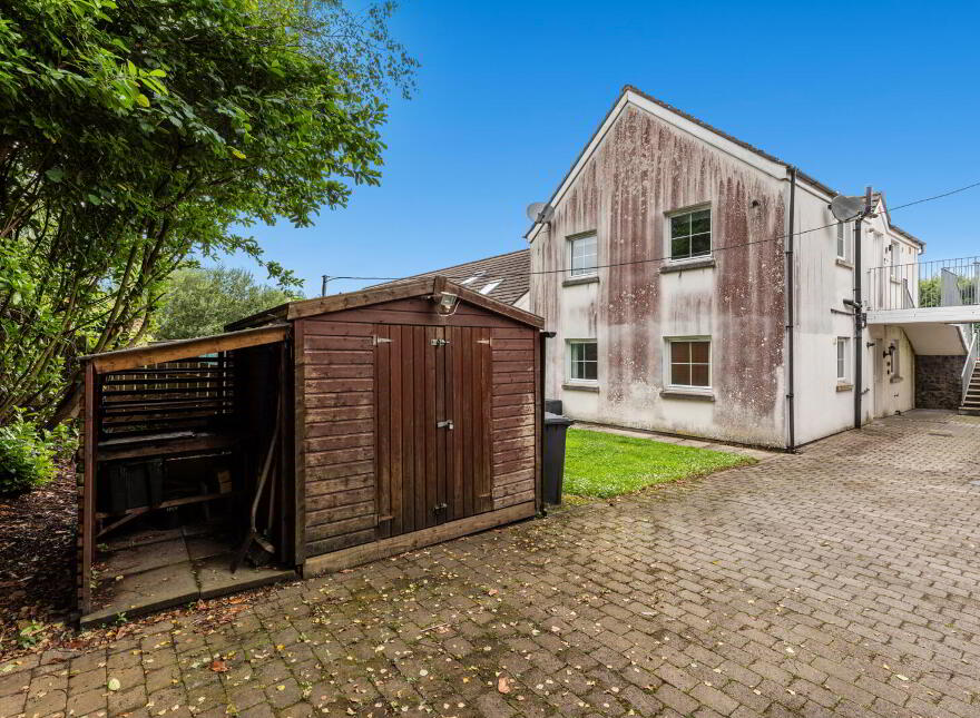 37 Millmount Lane, Dundonald, Belfast, BT16 1WN