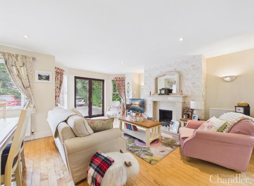Apt 1 Acorn Hill, Apt, 1 Acorn Hill, 9a Annadale Avenue, Belfast, BT7 3JH
