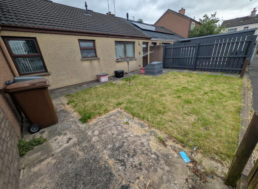 21 Brooke Park, Ballymena, BT42 3BL