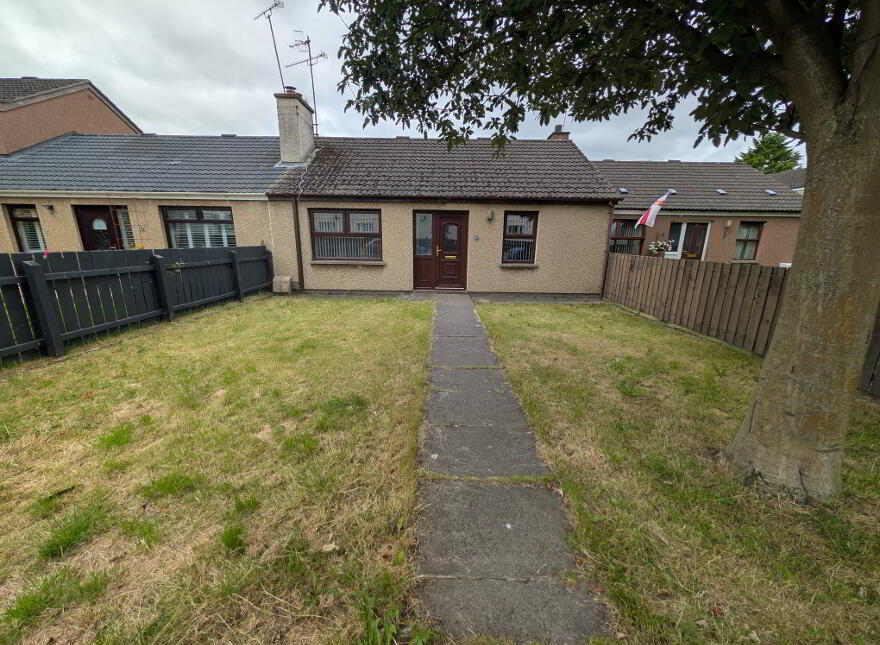 21 Brooke Park, Ballymena, BT42 3BL