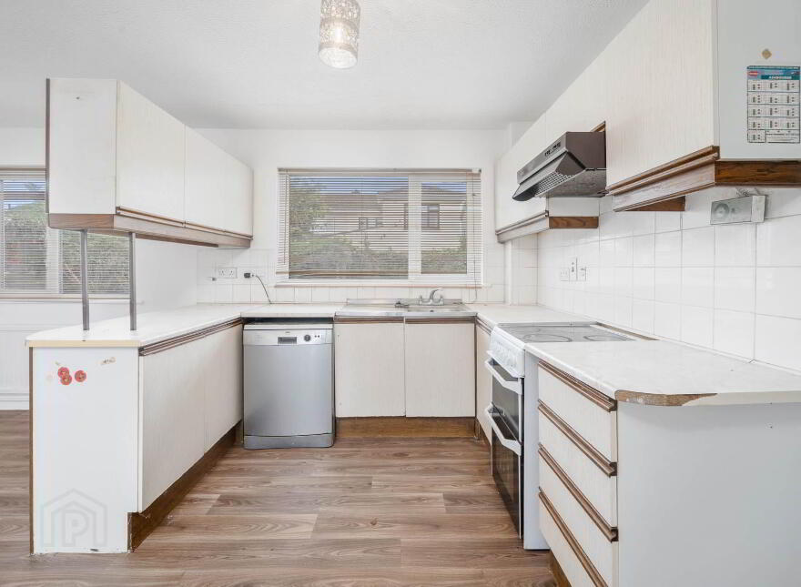 6 Crestwood Green, Ashbourne, A84W319