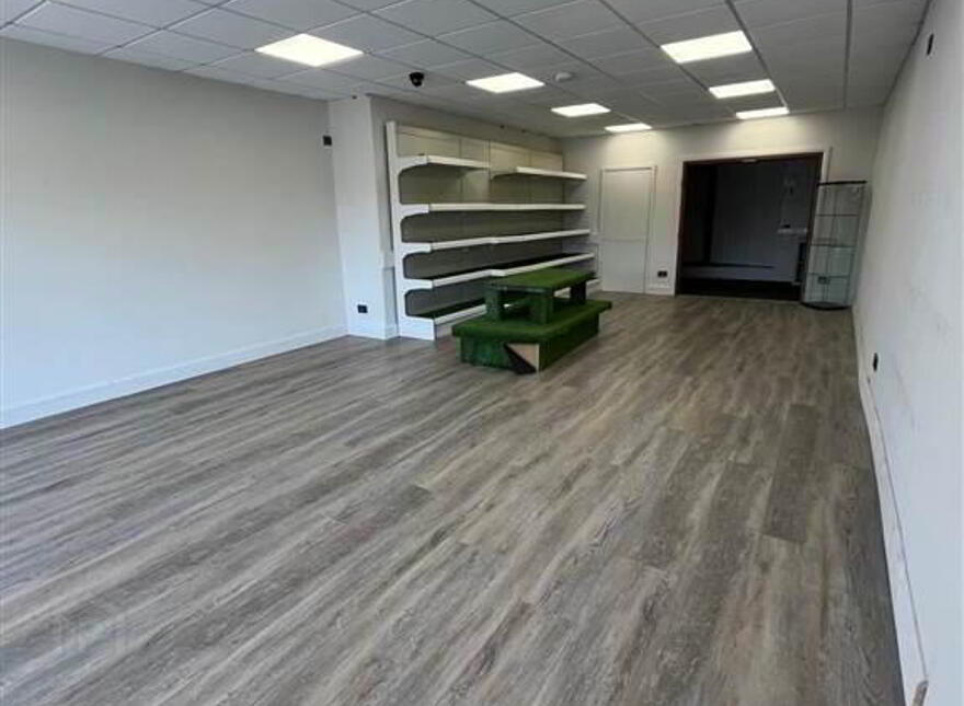 96 Main Street, Larne, BT40 1RE