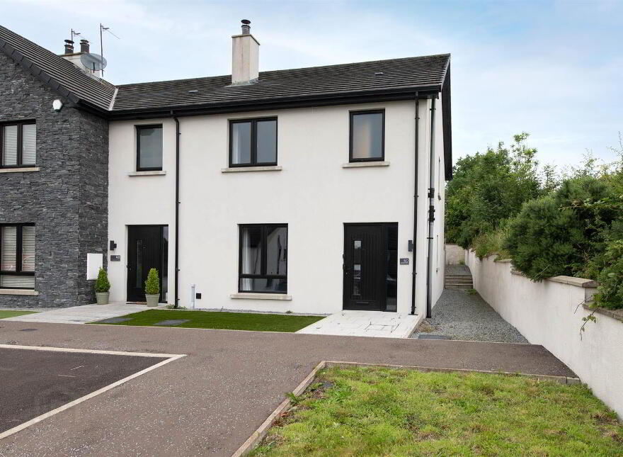 50 Dundrum Road, Dromara, BT25 2JH