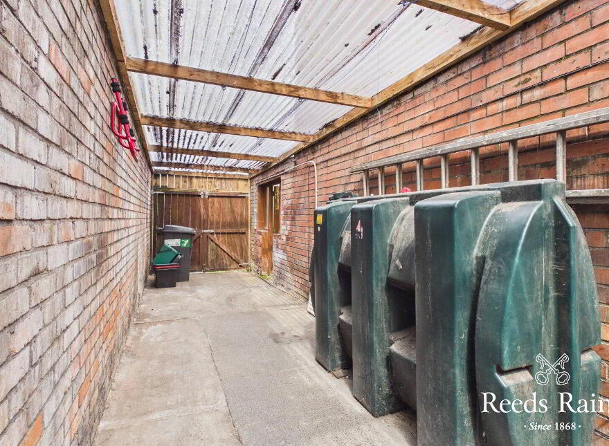232 Connsbrook Avenue, Belfast, BT4 1JZ