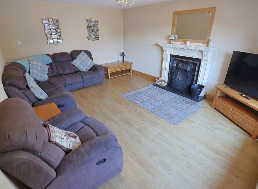 74 Castle Rise, Tandragee, Craigavon, BT62 2NF