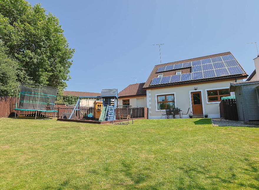 74 Castle Rise, Tandragee, Craigavon, BT62 2NF