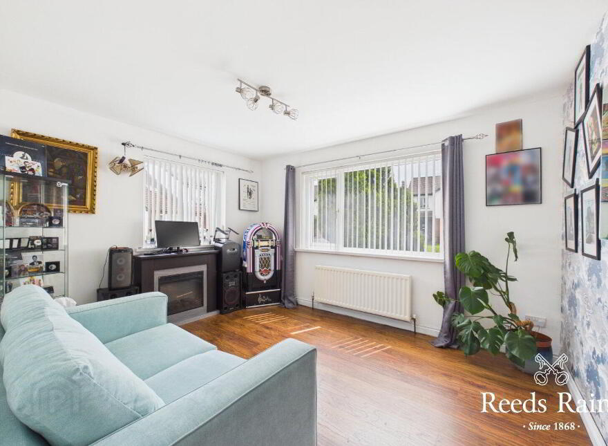 33 Broadlands Park, Carrickfergus, BT38 7DB