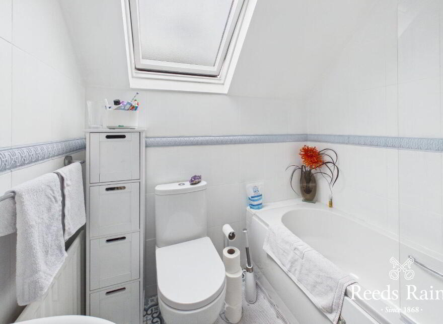 33 Broadlands Park, Carrickfergus, BT38 7DB