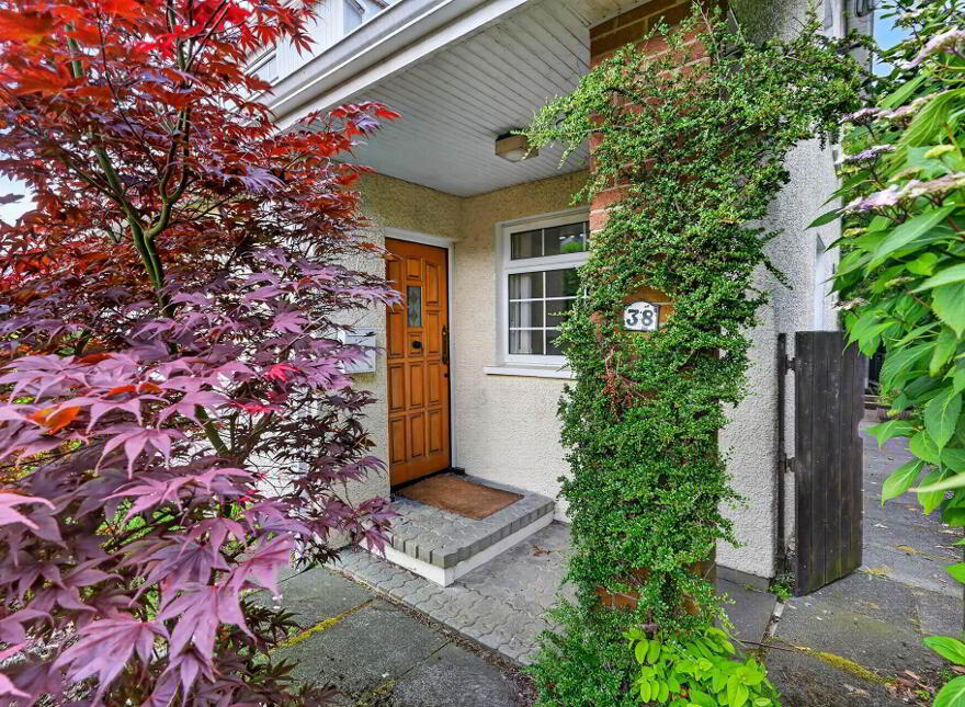 38 Glen Road, Castlereagh, Belfast, BT5 7LT