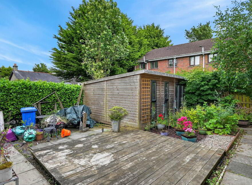38 Glen Road, Castlereagh, Belfast, BT5 7LT