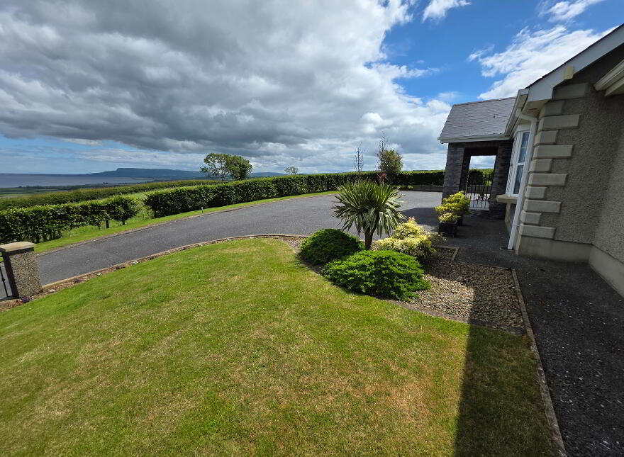 'Highview', 51 Vale Road, Greysteel, BT47 3BL