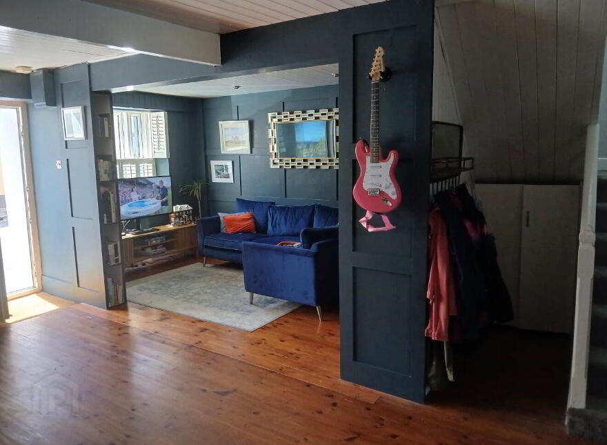 Goat Street, Dingle, V92K251