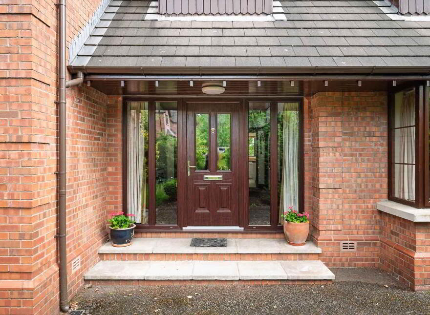Mistlethwaite, 4 The Cairns, Belfast, BT4 2JQ