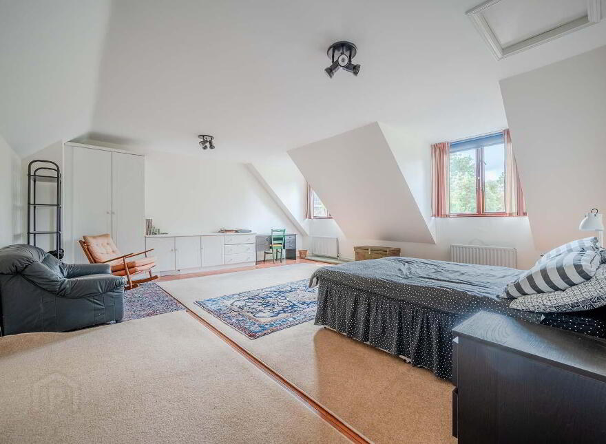 Mistlethwaite, 4 The Cairns, Belfast, BT4 2JQ
