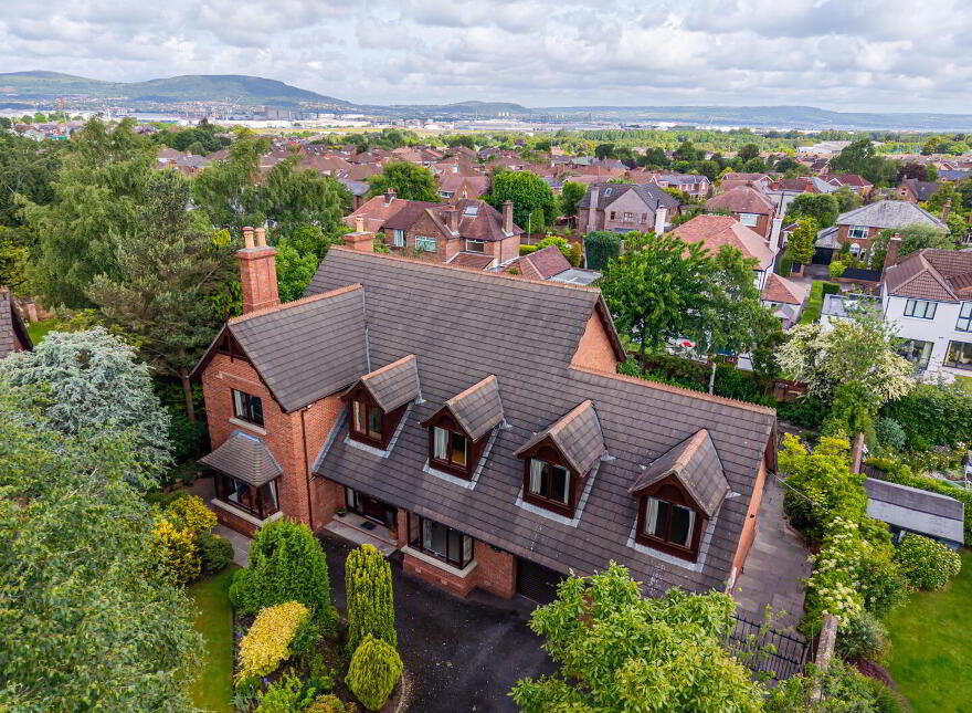 Mistlethwaite, 4 The Cairns, Belfast, BT4 2JQ