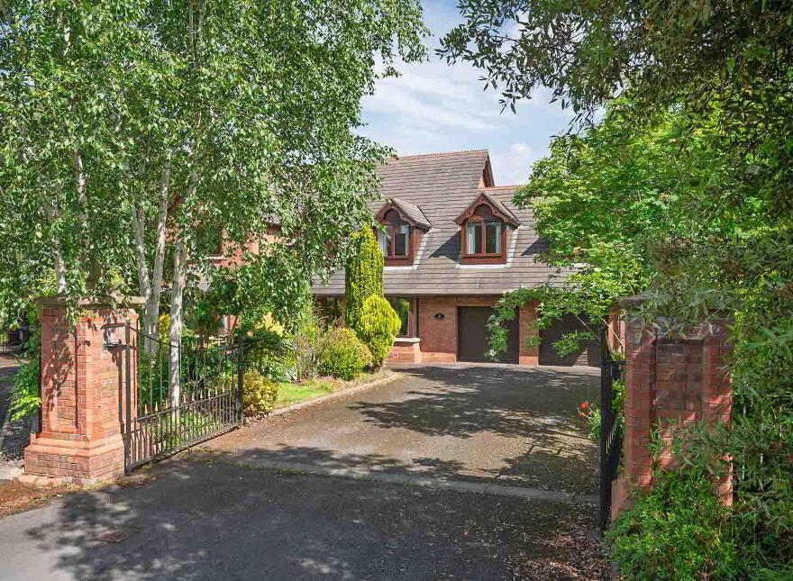 Mistlethwaite, 4 The Cairns, Belfast, BT4 2JQ