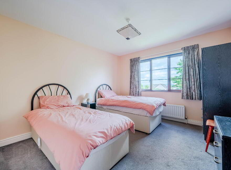 Mistlethwaite, 4 The Cairns, Belfast, BT4 2JQ