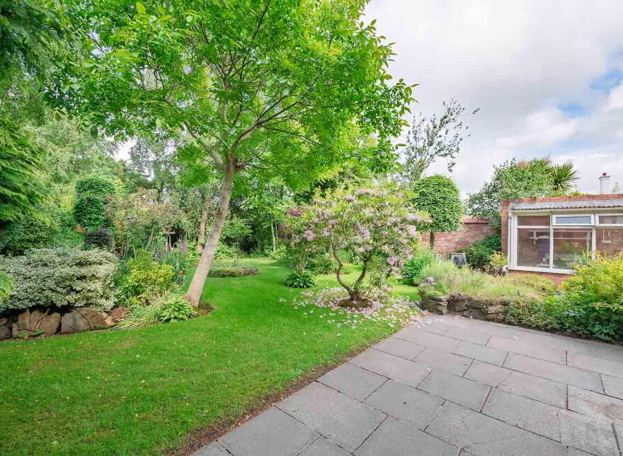 Mistlethwaite, 4 The Cairns, Belfast, BT4 2JQ