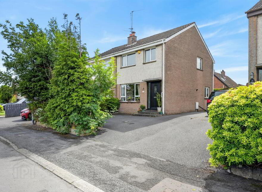 66 Trossachs Drive, Belfast, BT10 0HU