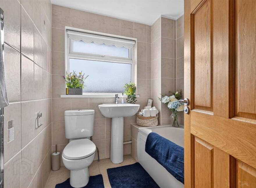 66 Trossachs Drive, Belfast, BT10 0HU