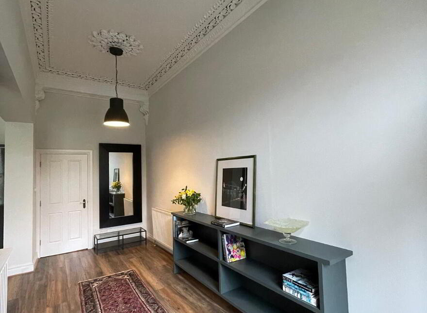 1, 14 College Gardens, Belfast, BT9 6BQ