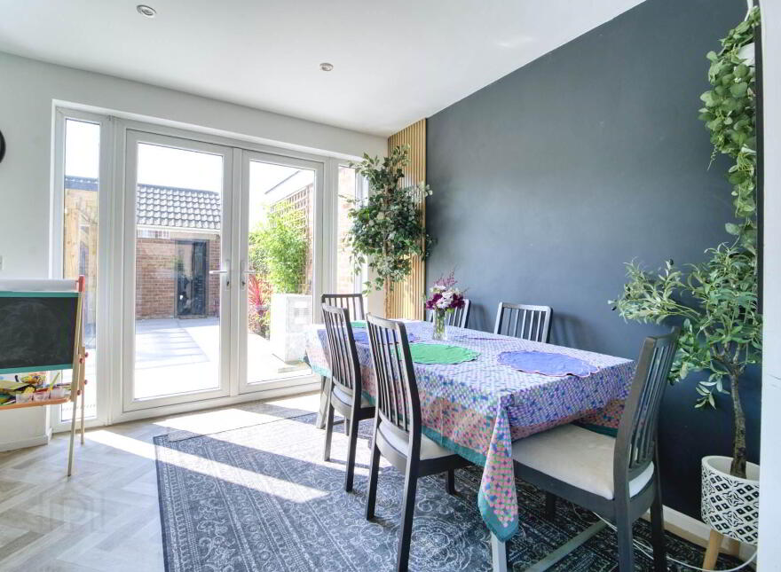 36 Lisnagarvey Drive, Lisburn, BT28 3DW