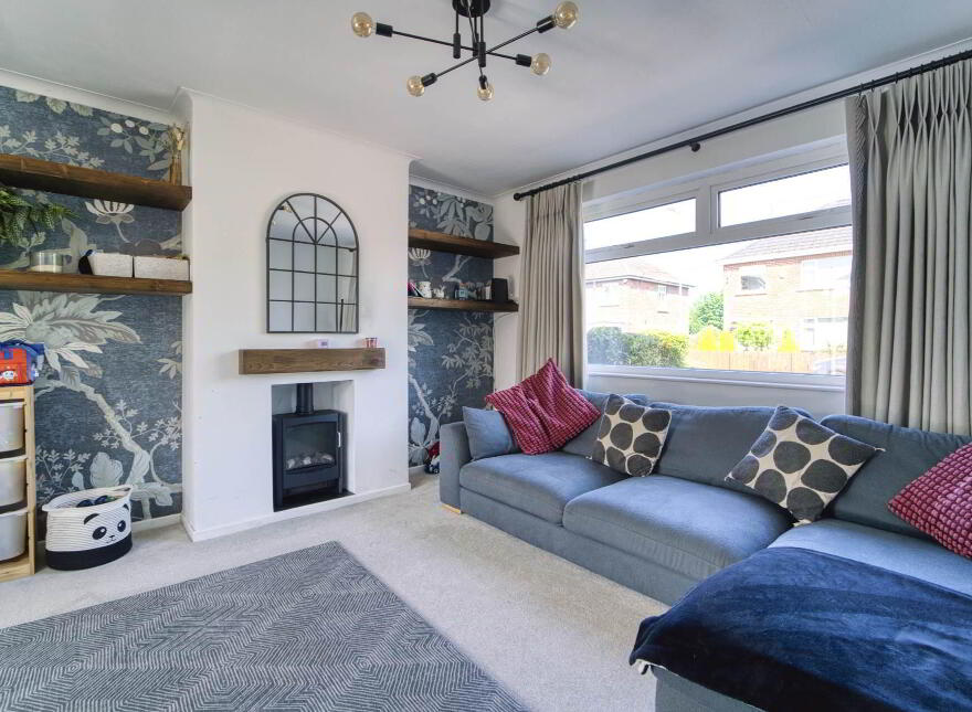 36 Lisnagarvey Drive, Lisburn, BT28 3DW