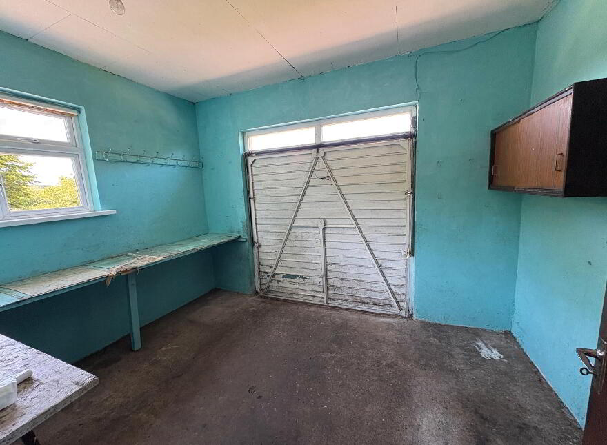 Coolroe More, Banteer, P51E0K6
