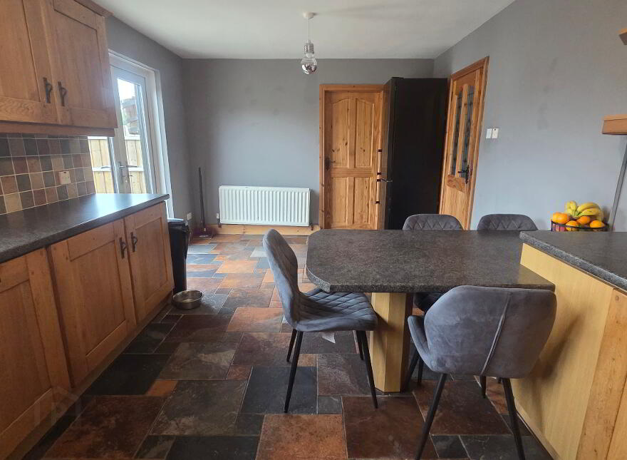 6 Drumvale Road, Bendooragh, BT53 7TD