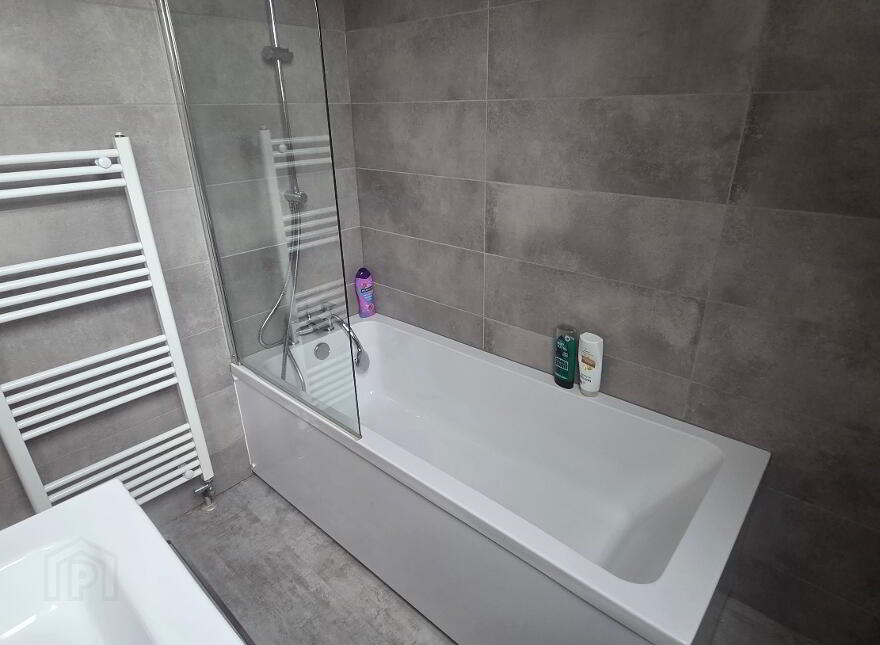 6 Drumvale Road, Bendooragh, BT53 7TD