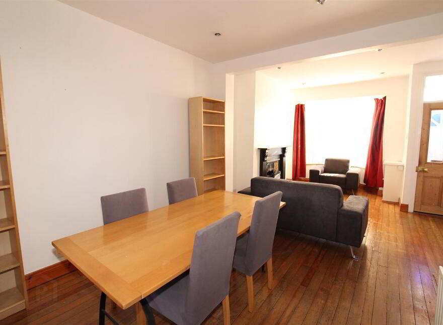 42 Stranmillis Street, Belfast, BT9 5FE
