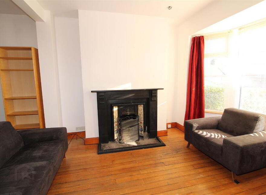 42 Stranmillis Street, Belfast, BT9 5FE