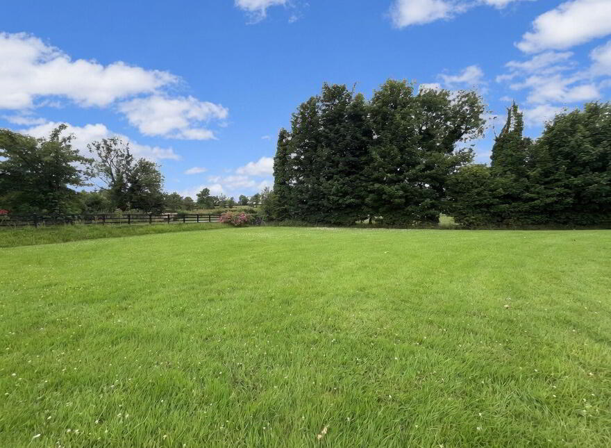 109 Moorefield Road, Dromore, BT78 3LR