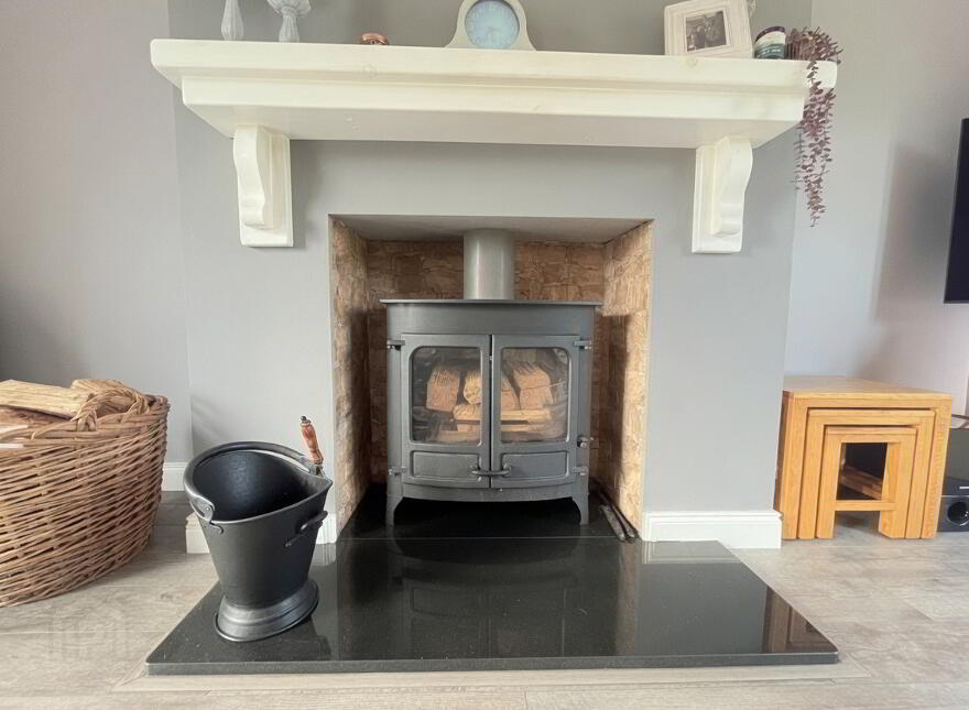 109 Moorefield Road, Dromore, BT78 3LR