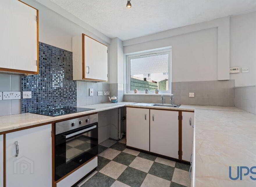 24 Thornhill Court, Dunmurry, Belfast, BT17 0RA