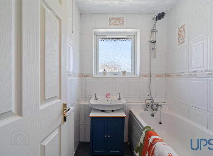 24 Thornhill Court, Dunmurry, Belfast, BT17 0RA