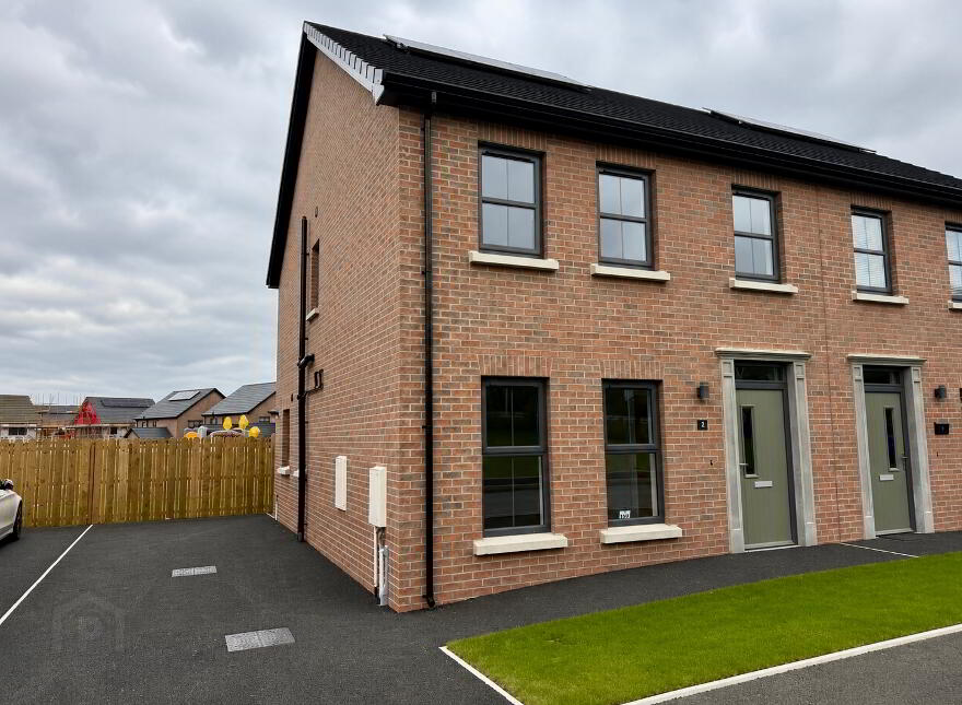 2 Linen Grove, Drumahoe, L’derry, BT47 3ZN