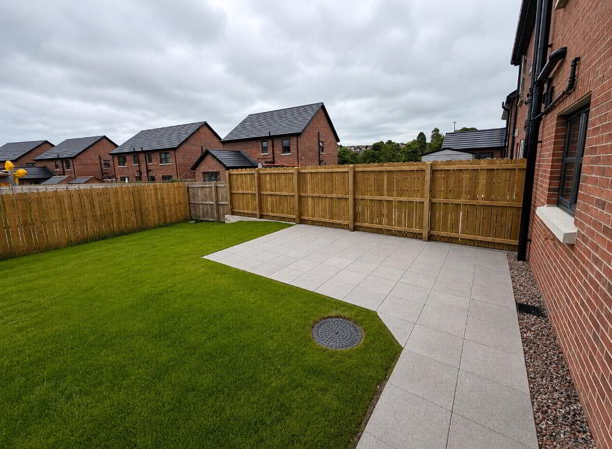 2 Linen Grove, Drumahoe, L’derry, BT47 3ZN