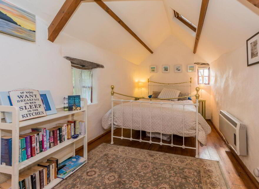 L Nua, Gubbeen, Schull, P81YN81