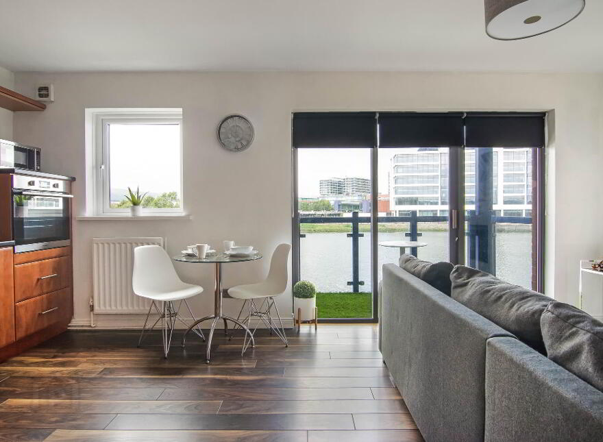 1 Ravenhill Reach Mews, Belfast, BT6 8RE