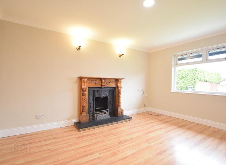 43 Castle Court, Cookstown, BT80 8QJ