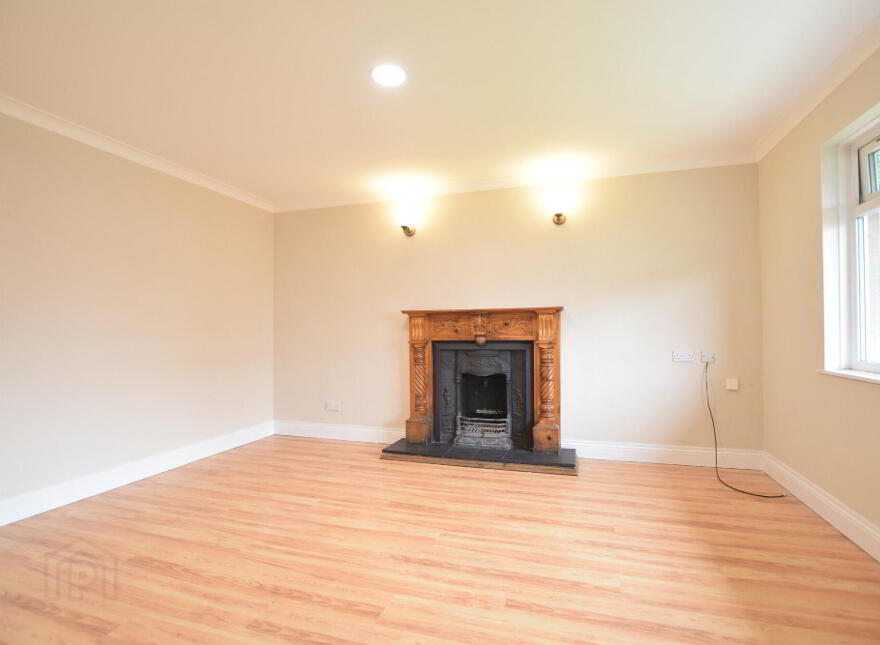 43 Castle Court, Cookstown, BT80 8QJ