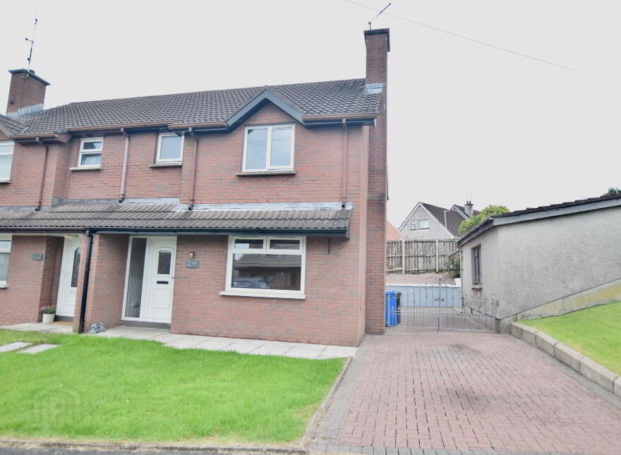 43 Castle Court, Cookstown, BT80 8QJ