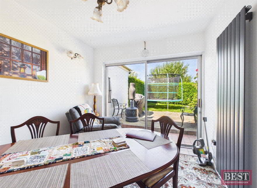 15 Springfield Road, Warrenpoint, BT34 3NW